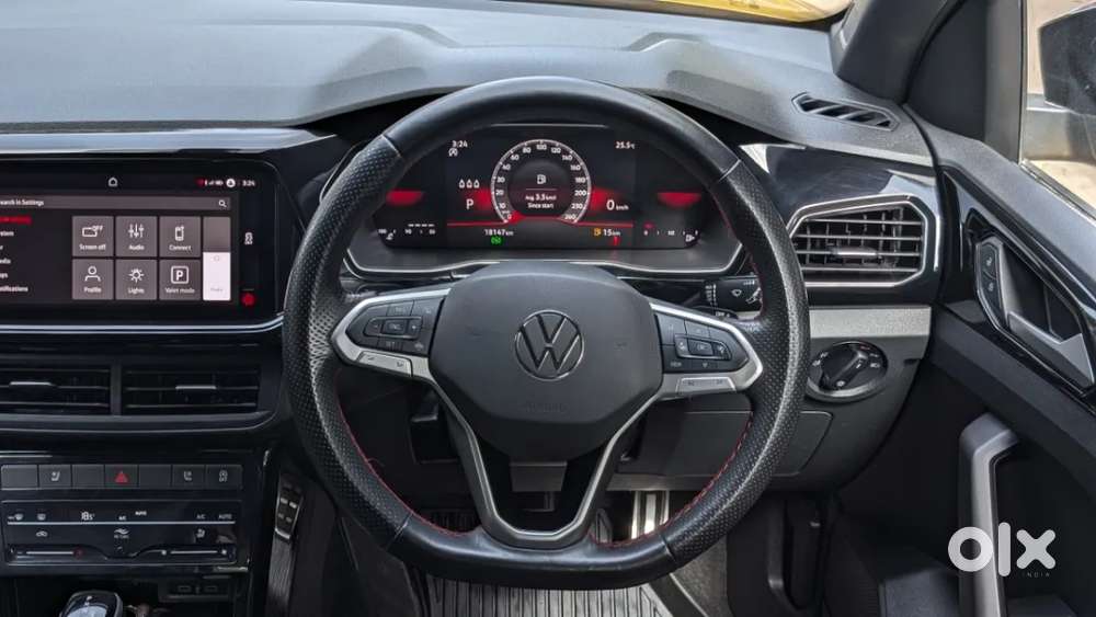 Volkswagen Taigun, 2025, Petrol