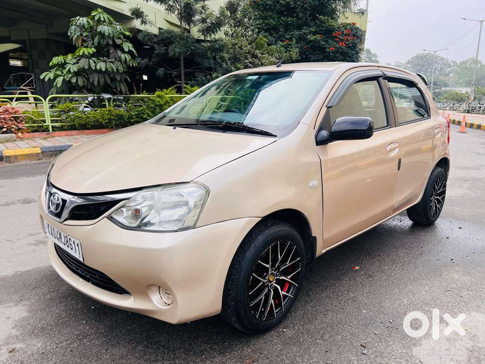 Toyota Etios Liva 1.2 GX, 2011, Petrol