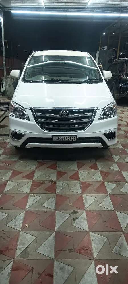 Toyota Innova 2009 Diesel 360000 Km Driven