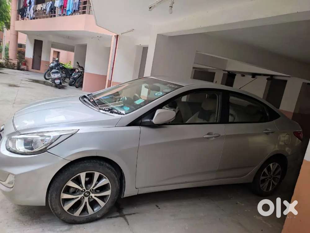 Hyundai Fluidic Verna 2014 Diesel 120000 Km Single Owner Army