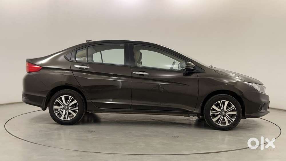 Honda City I-vtec V, 2022, Petrol