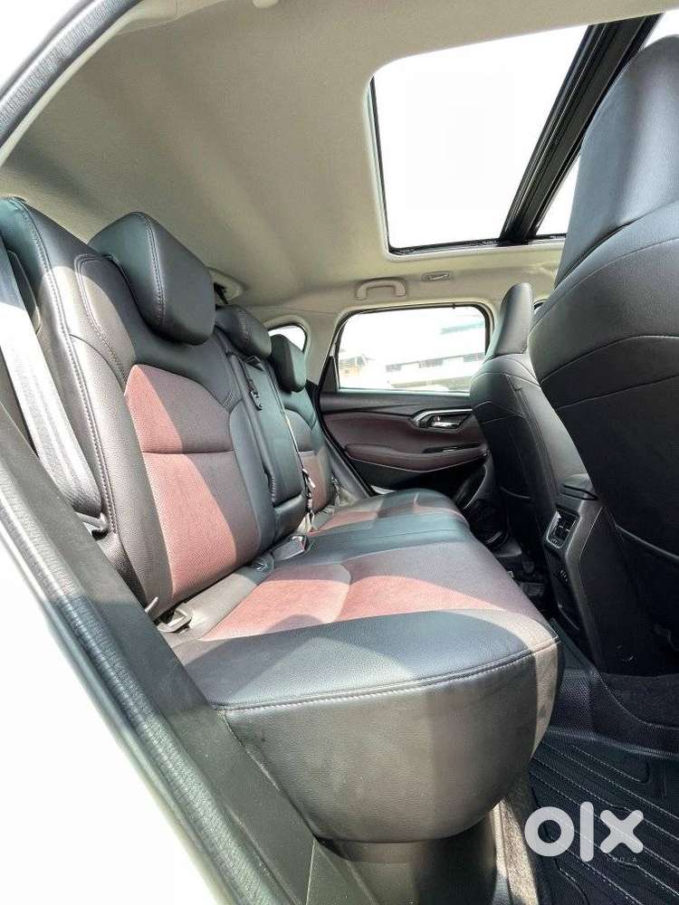 Maruti Suzuki Grand Vitara 1.5 Alpha Smart Hybrid, 2022, Petrol