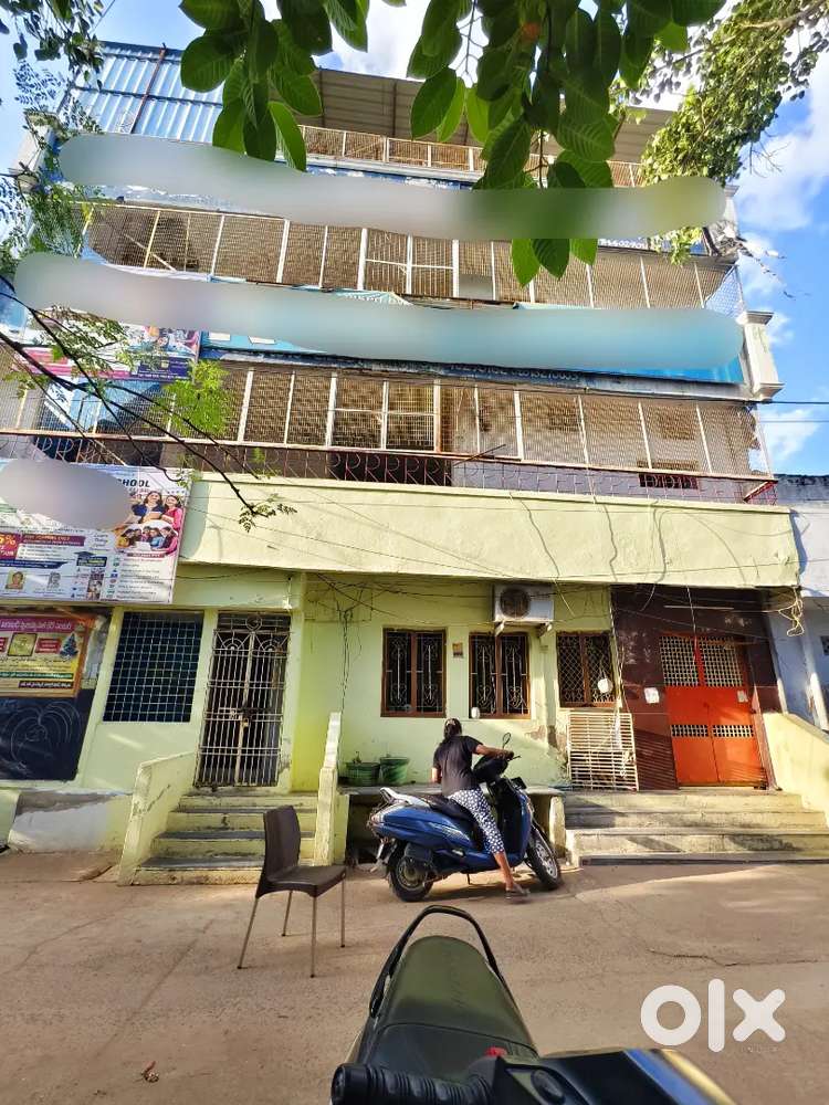 For rent for business purposes like school, hospitals,clinics,pgs