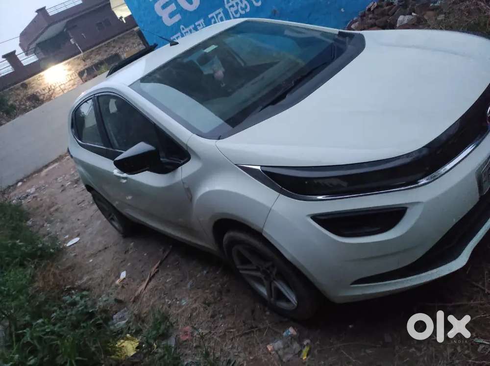 Tata Altroz Xe Rhythm 2020 November Model In Good Condition