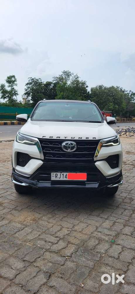 Toyota Fortuner Leader Edition (at), 2025, Diesel
