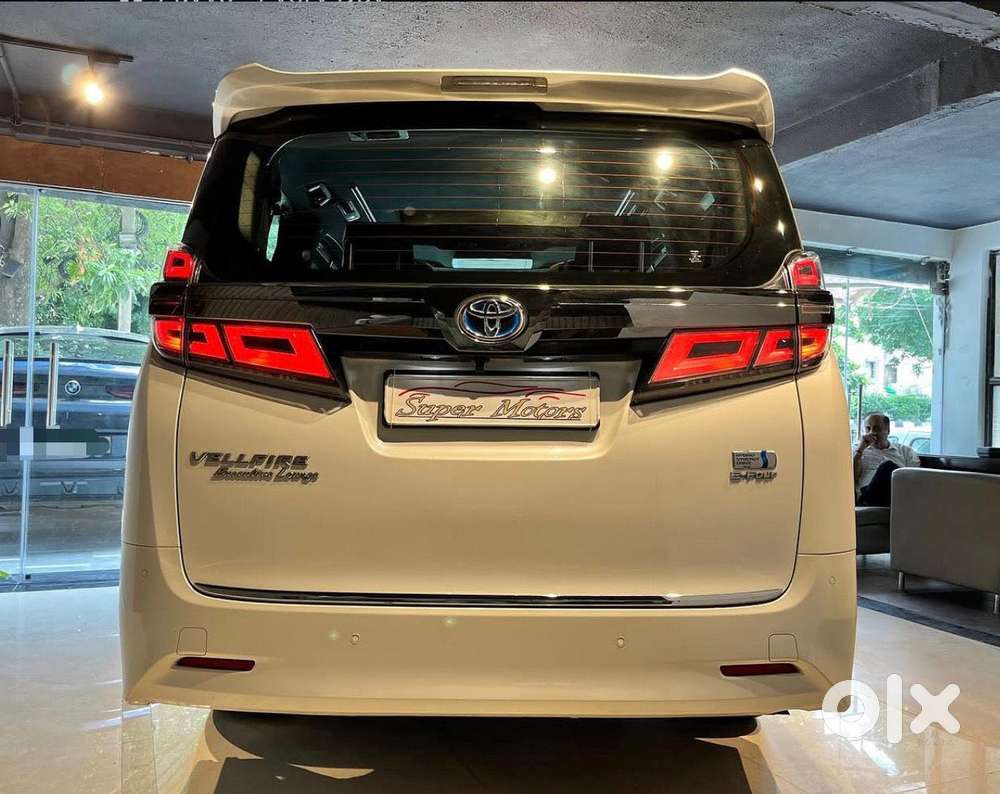Toyota Vellfire 2.5 Hybrid, 2022, Electric