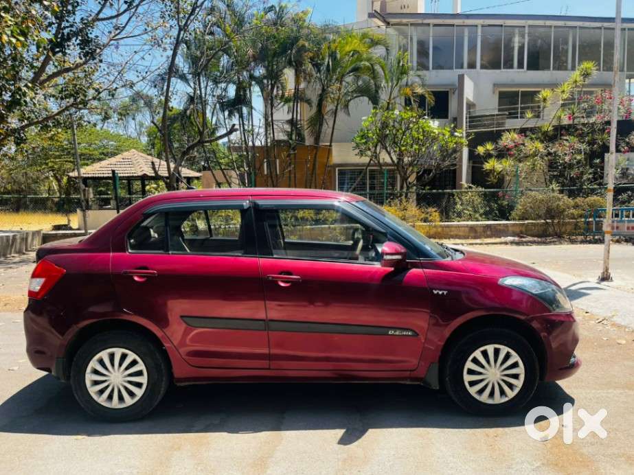 Maruti Suzuki Swift Dzire 1.2 Vxi Bsiv, 2015, Petrol