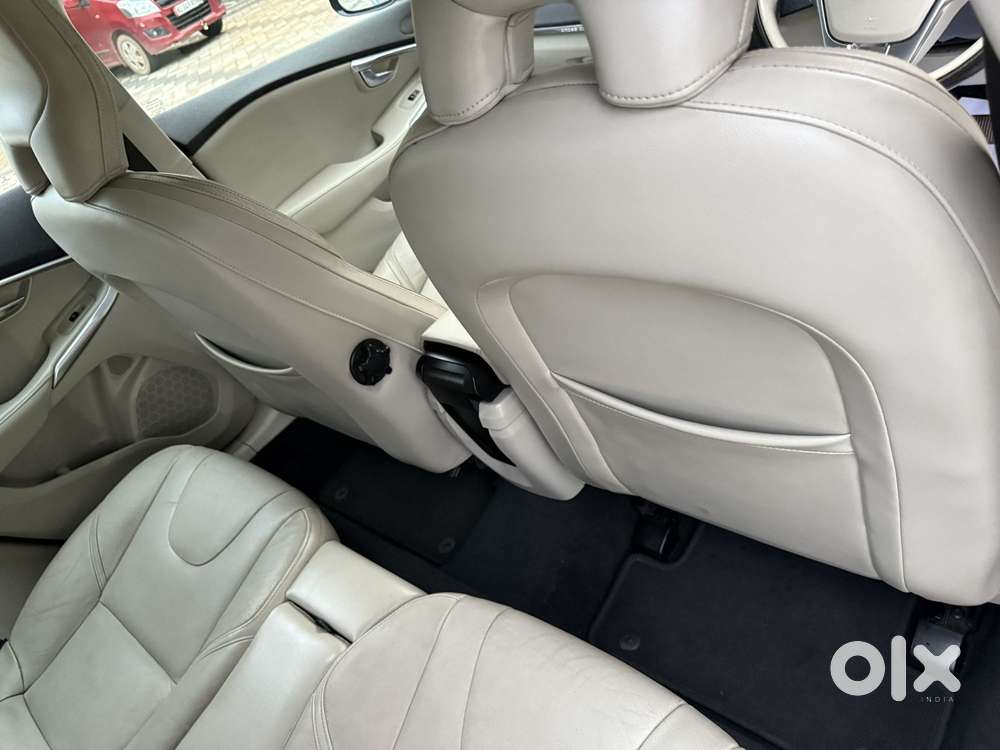 Volvo V40 D3 R Design, 2017, Diesel
