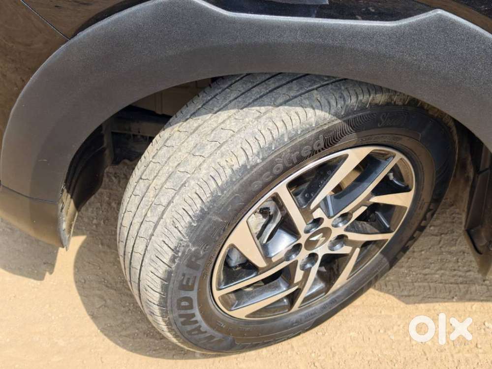 Mahindra Xuv 3xo Ax5 Ds Mt, 2024, Diesel