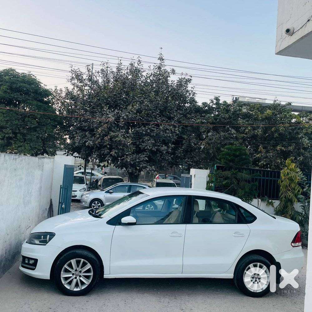 Volkswagen Vento 1.2 Tsi Highline At, 2017, Petrol