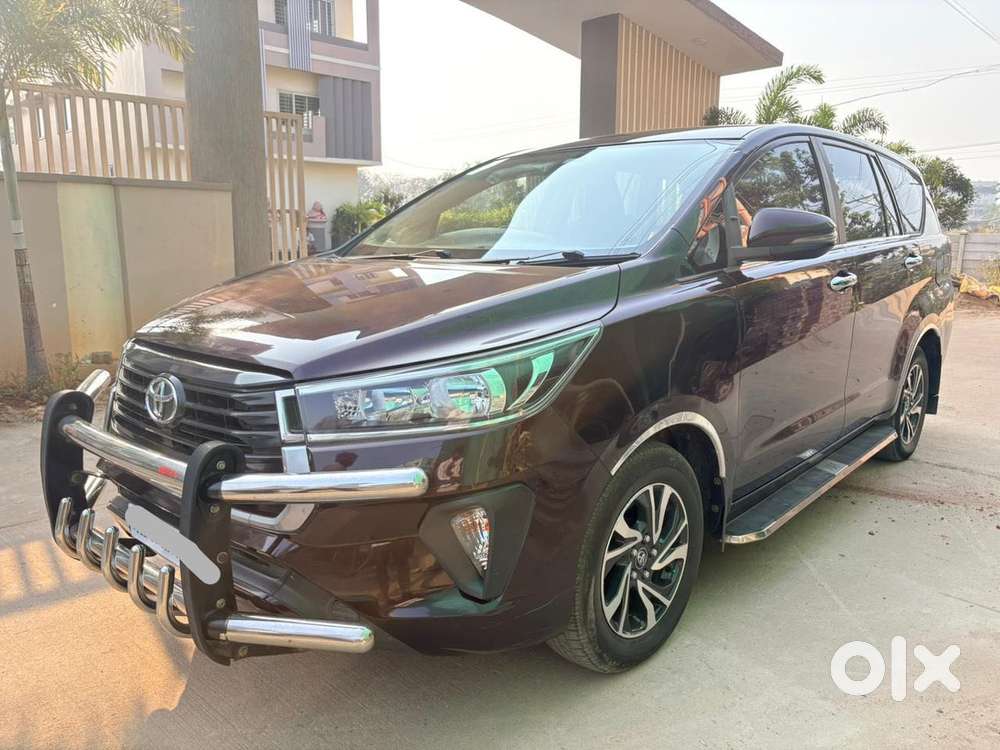 Toyota Innova Crysta