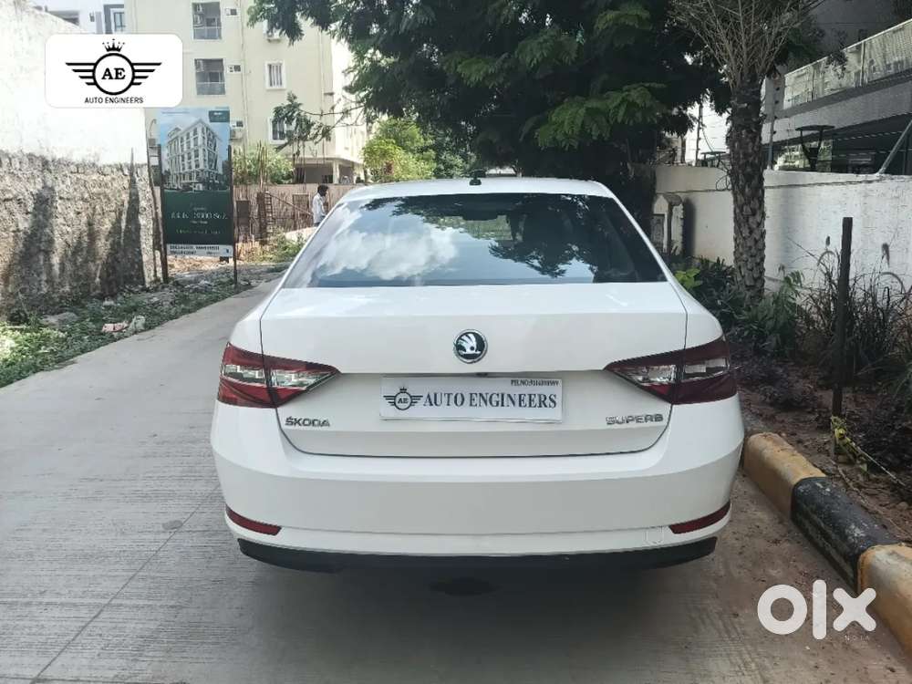 Skoda Superb 2.0 L&k Tsi At, 2016, Petrol