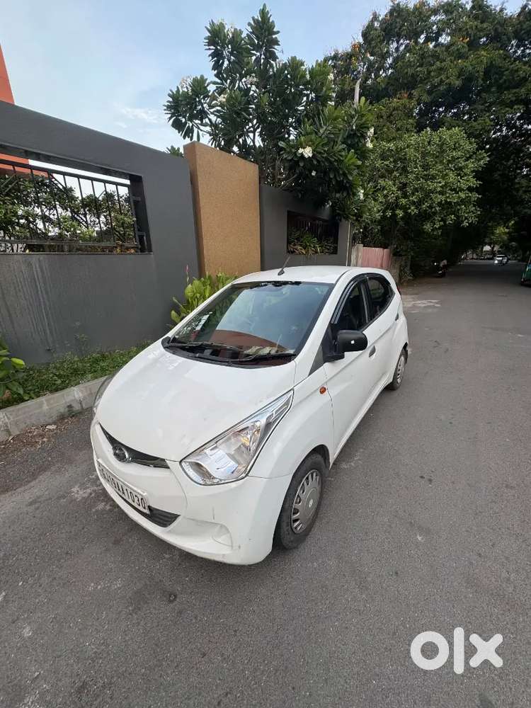 Hyundai Eon 2012 Petrol Well Maintained