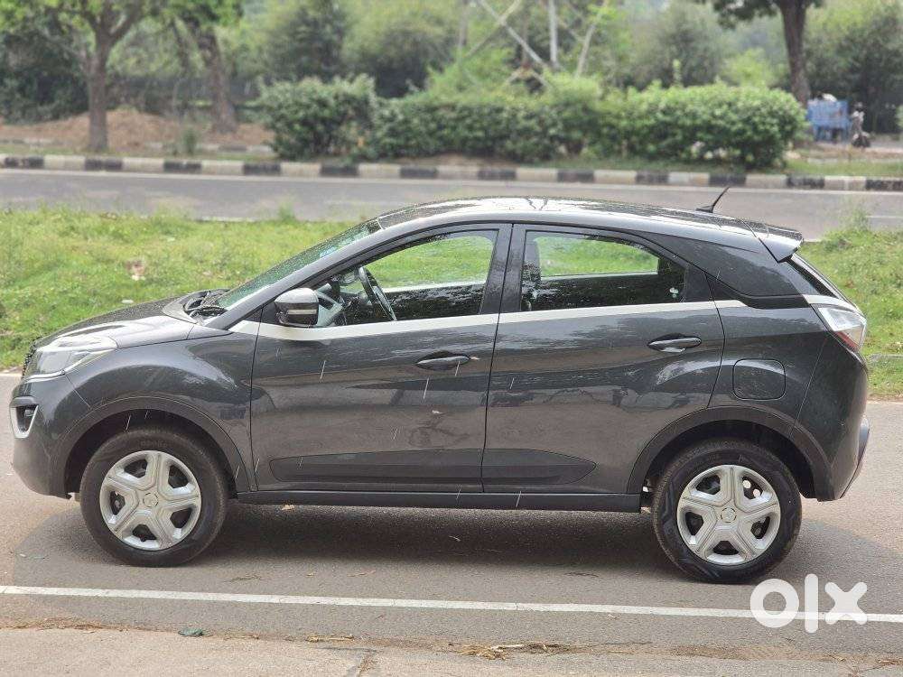 Tata Nexon 1.5 Revotorq Xm (s), 2018, Diesel