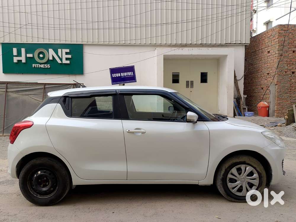 Maruti Suzuki Swift 1.2 Vxi (o), 2022, Petrol