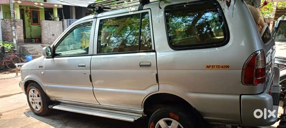 Tavera Neo, 2015 Model