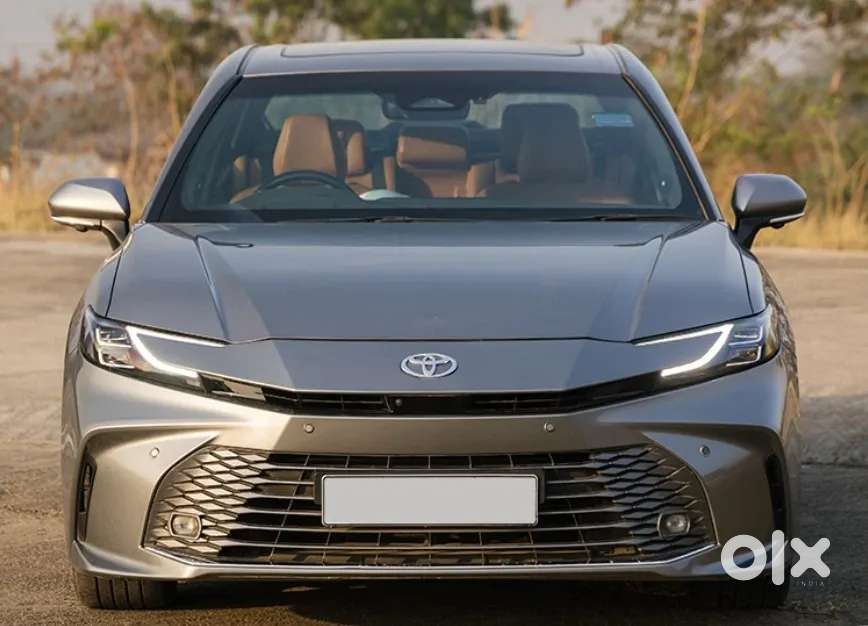 Toyota Camry, 2024, Petrol
