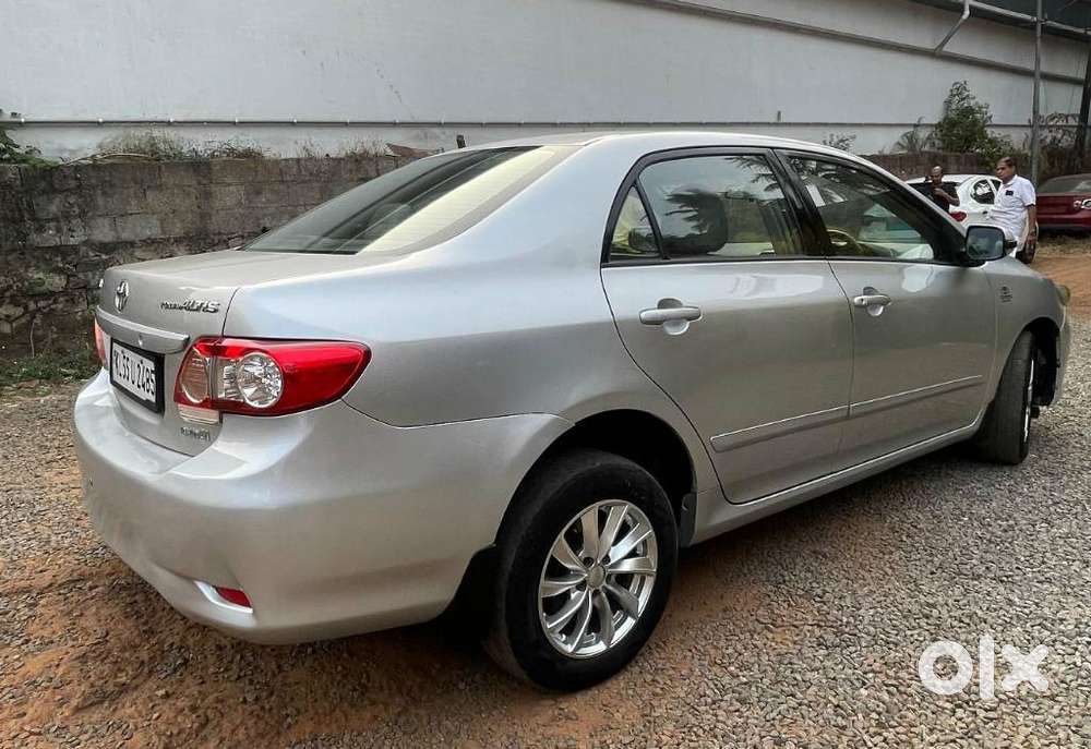 Toyota Corolla Altis 1.8 J, 2011, Diesel