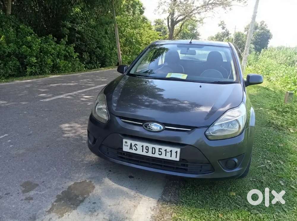 Ford Figo 1.2 Petrol Manual 2010