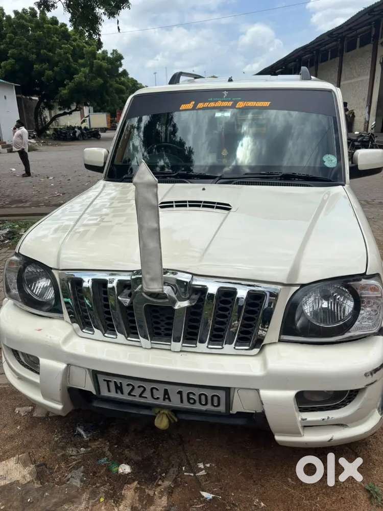 Mahindra Scorpio 2011 Manual