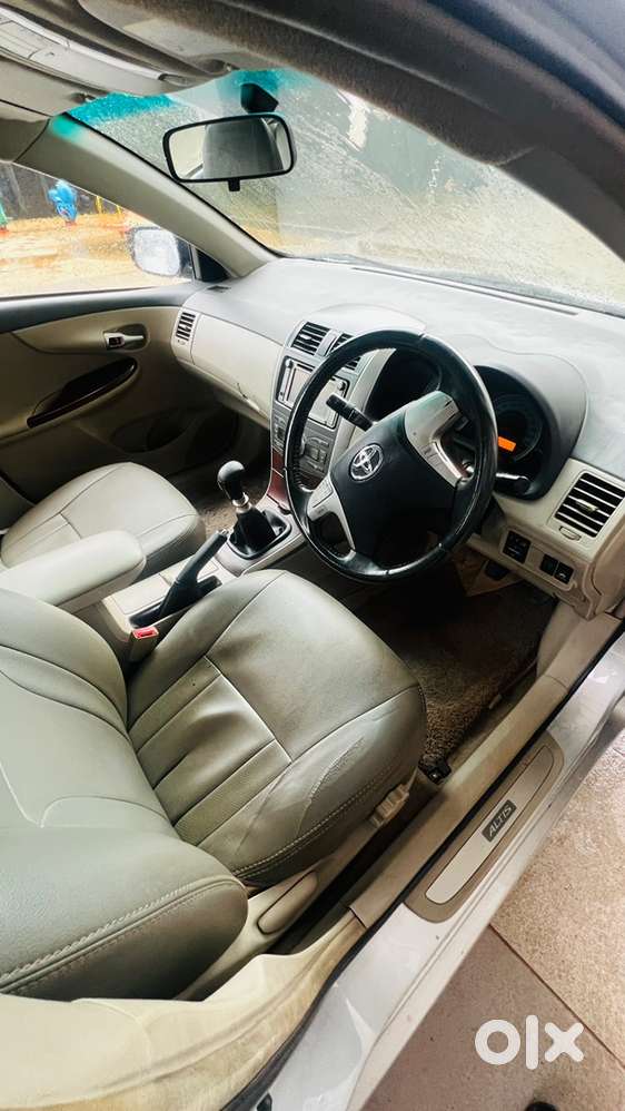 Toyota Corolla Altis 2012 Diesel Manual