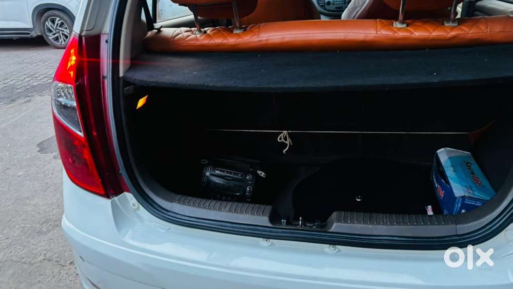 Hyundai I10 Sportz 2011