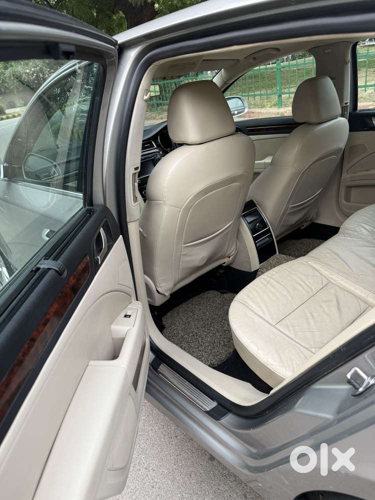 Skoda Superb Elegance 1.8 Tsi At, 2013, Petrol