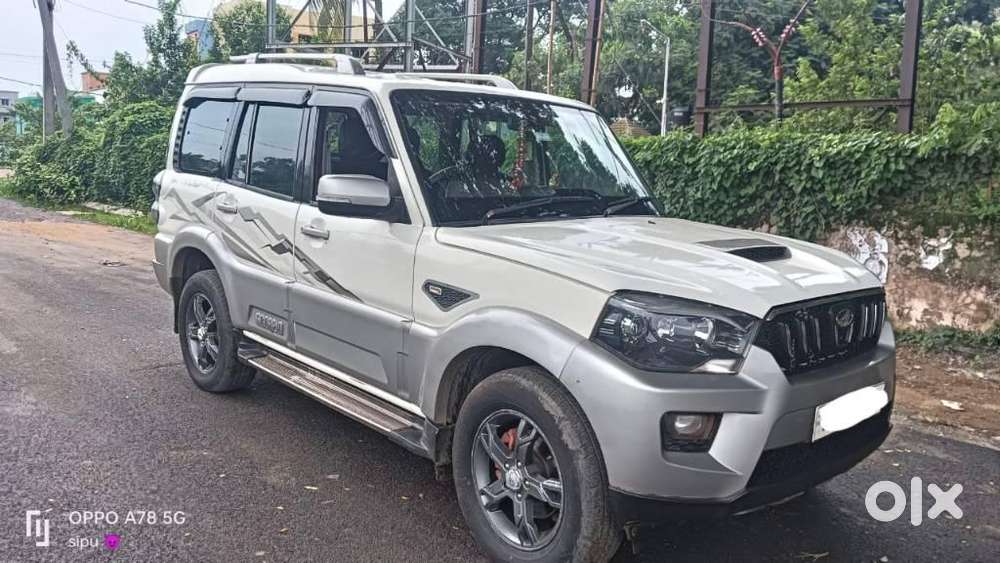 Mahindra Scorpio S10, 2016, Diesel