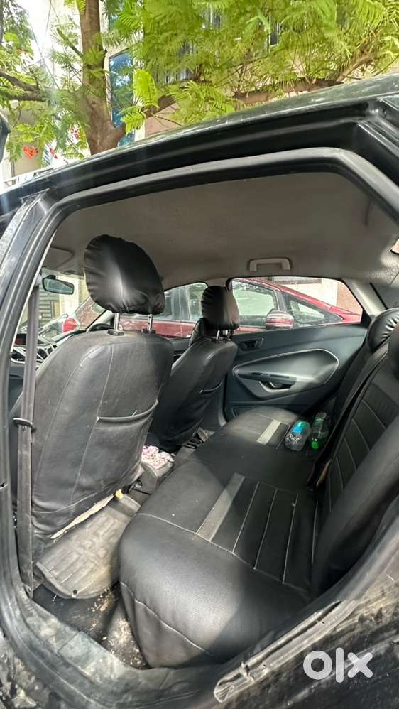 Ford Fiesta 1.5 Titanium 2012 Black Color Alloy Wheels Good Condition