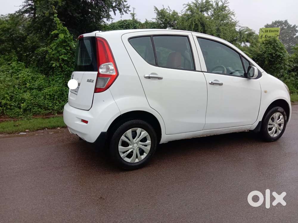 Maruti Suzuki Ritz Vxi, 2014, Petrol