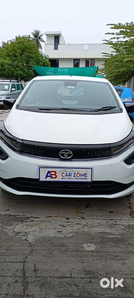 Tata Altroz 1.2 Xe, 2023, Petrol