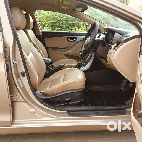 Hyundai Elantra 1.8 Sx Mt, 2015, Petrol