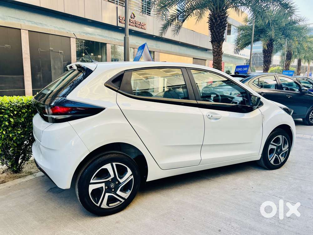 Tata Altroz 1.2 Xt, 2026, Petrol