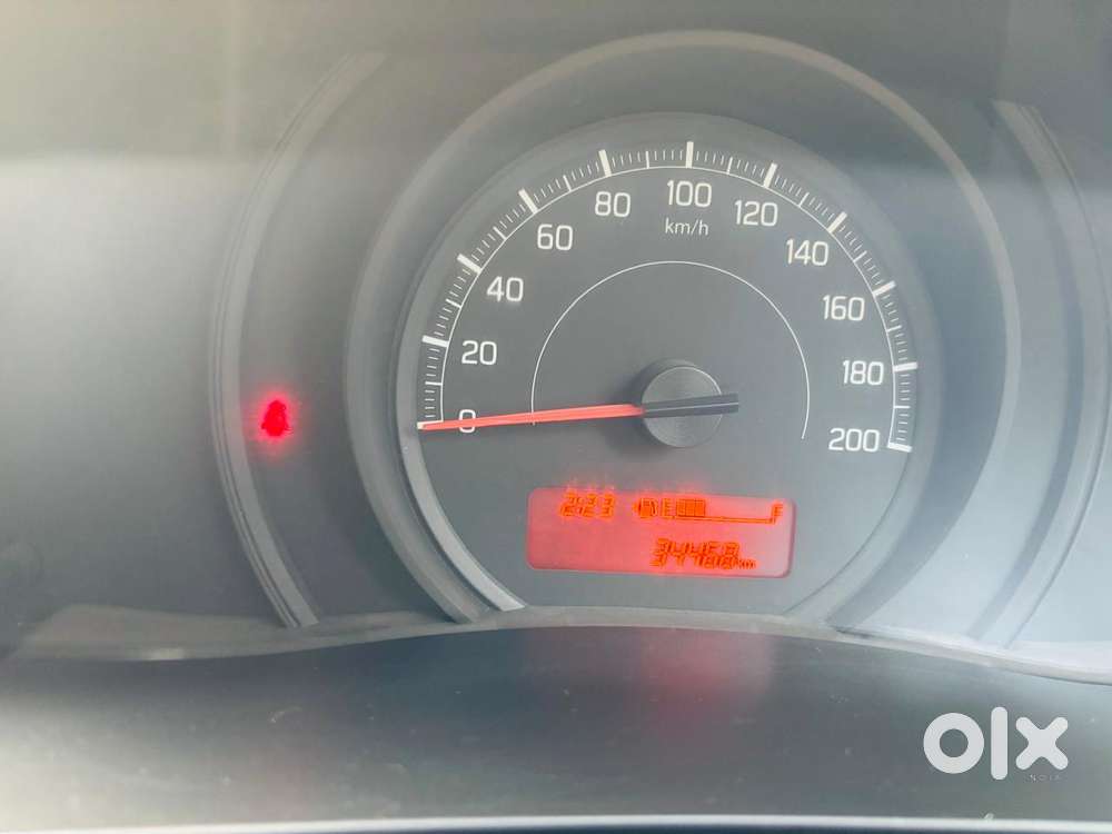 Maruti Suzuki Swift Lxi Optional-o, 2021, Petrol