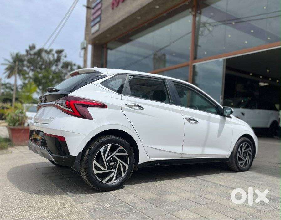 Hyundai i20 Asta (O) 1.2 MT, 2024, Petrol