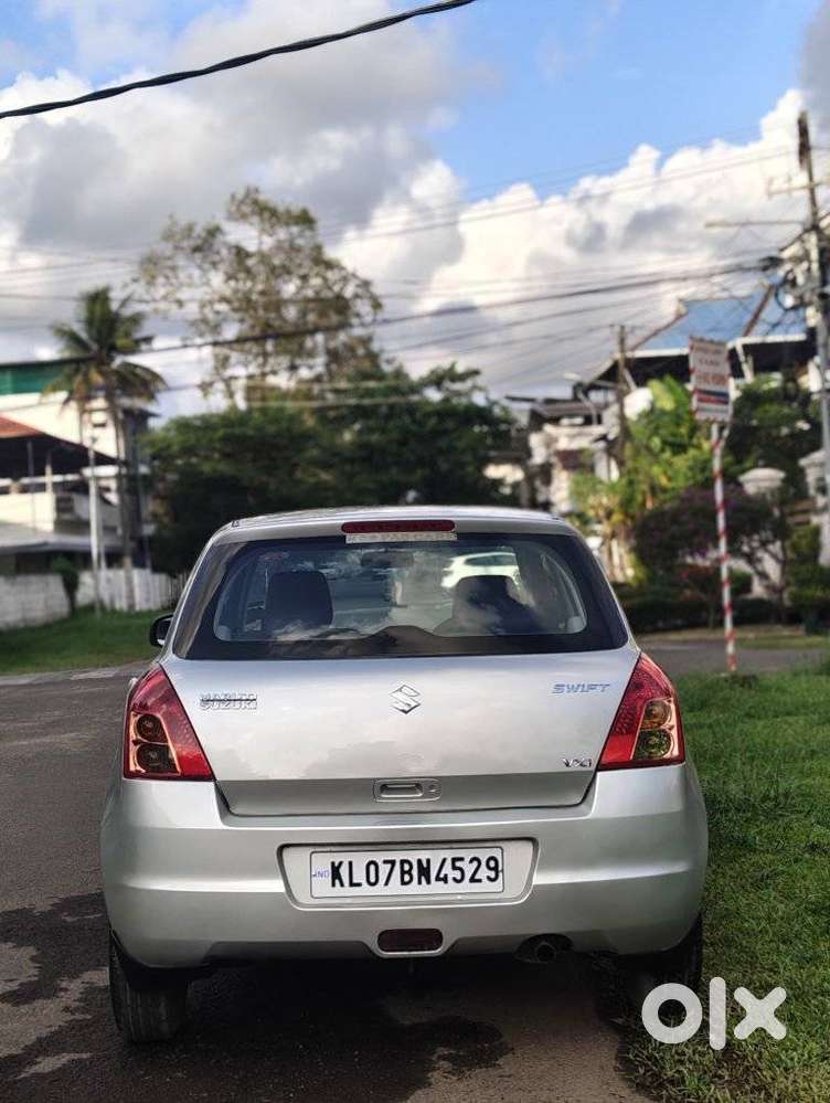 Maruti Suzuki Swift 1.2 Vxi (o), 2010, Petrol