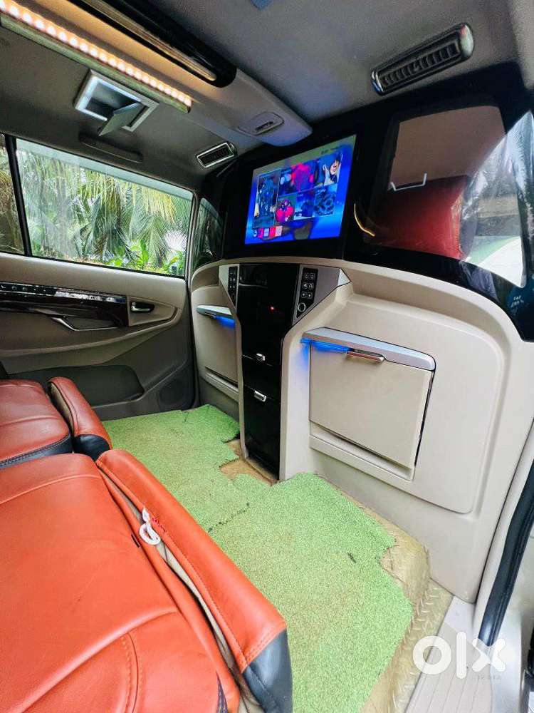 Toyota Innova 2.5 Z Diesel 7 Seater, 2010, Diesel