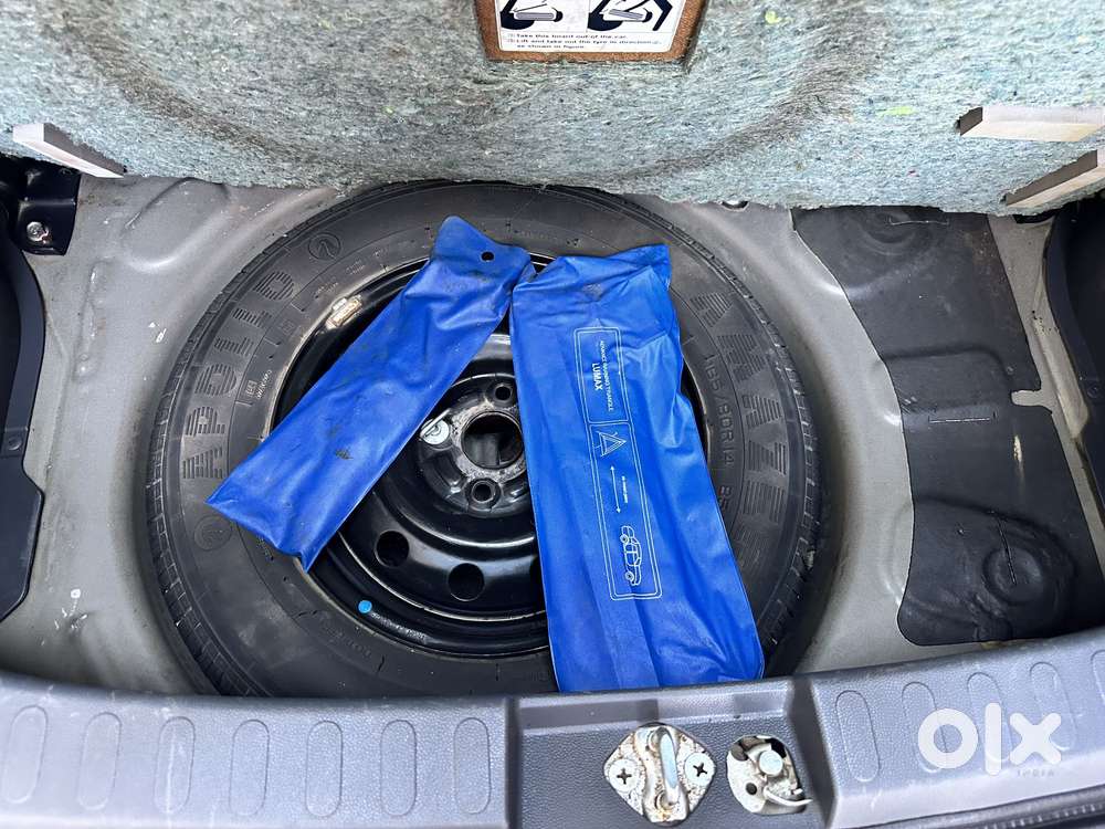 Maruti Suzuki Ritz Vxi, 2014, Petrol