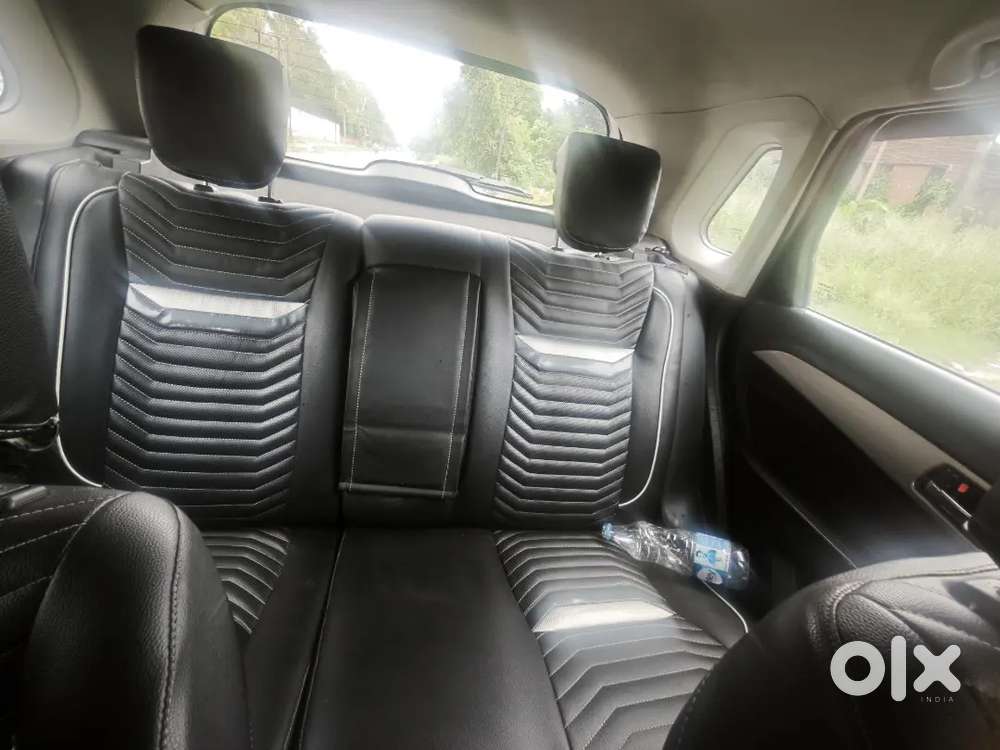 Maruti Suzuki Vitara Brezza 2016 Dual Tone