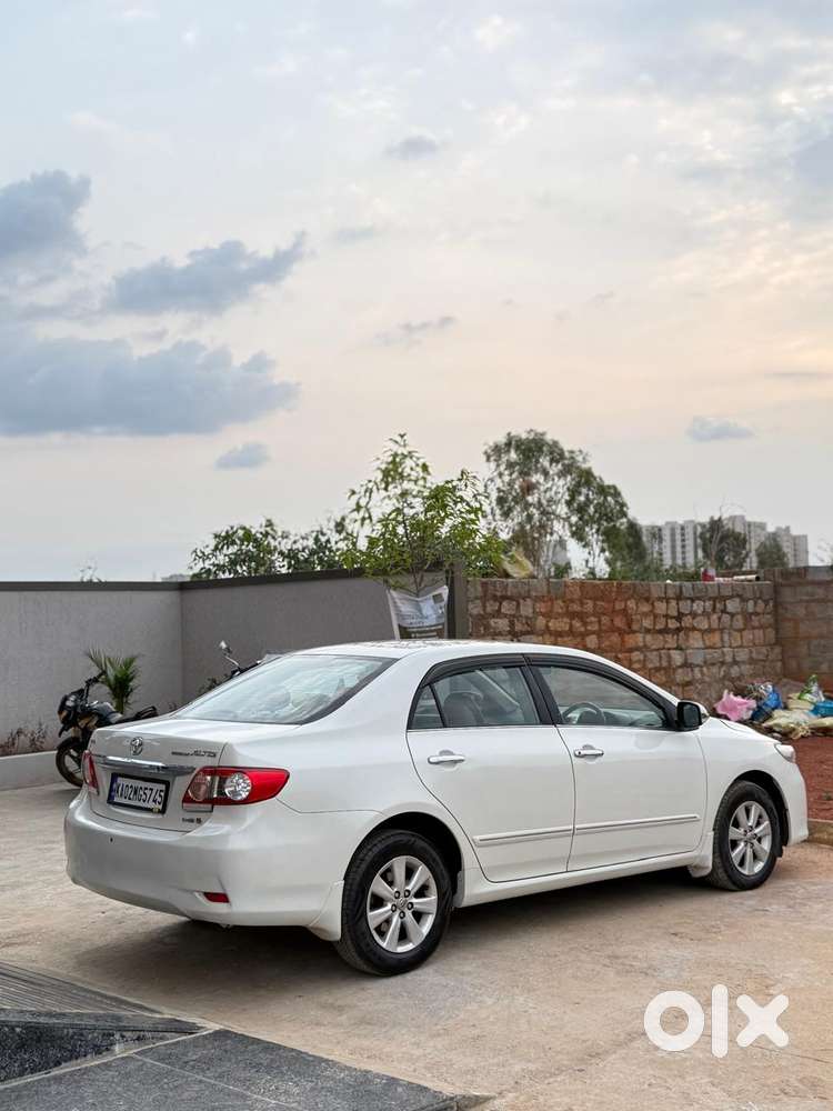 Toyota Corolla Altis 2010-2013 Diesel D4dg, 2012, Diesel