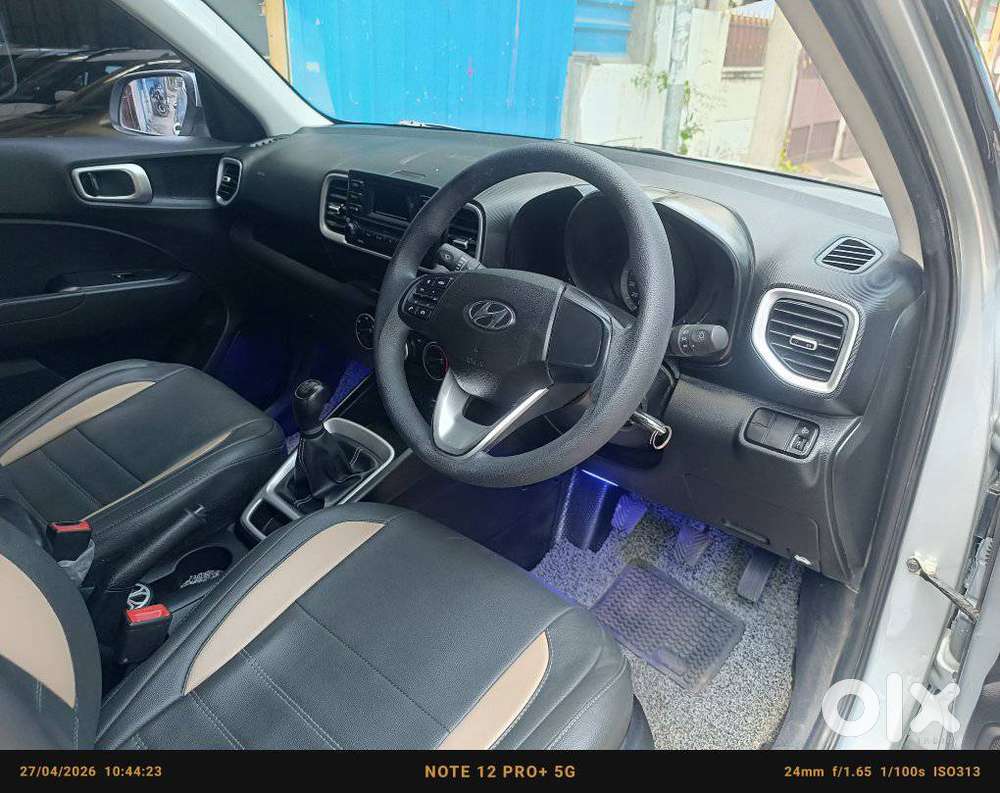 Hyundai Venue 1.2 S (o), 2019, Petrol