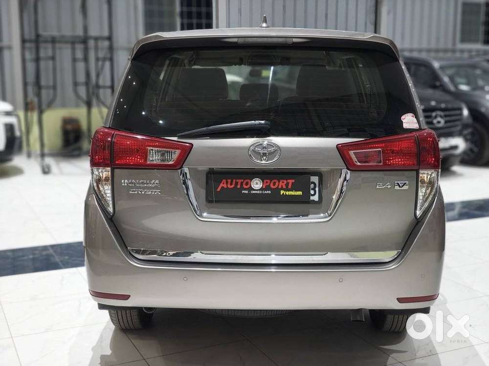 Toyota Innova Crysta 2.4 Vx Mt 8s, 2019, Diesel