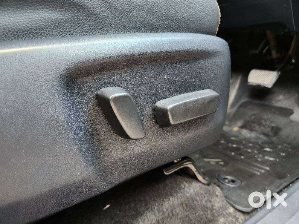 Toyota Innova Crysta