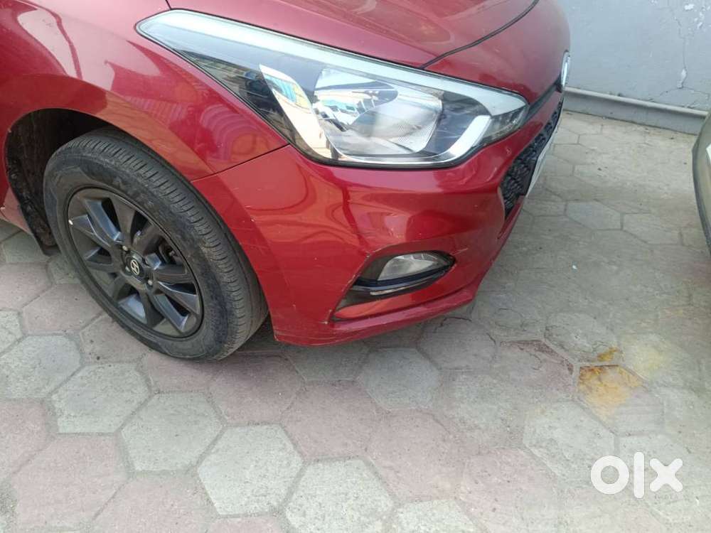Red Elite I20 Asta Petrol