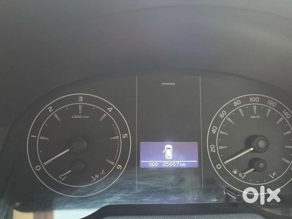 Toyota Innova Crysta [2020-ongoing] 2.4 Gx 7 Str, 2022, Diesel