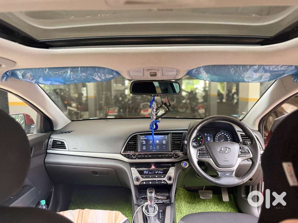 Hyundai New Elantra [ ] 2.0 Sx Petrol At, 2019, Petrol