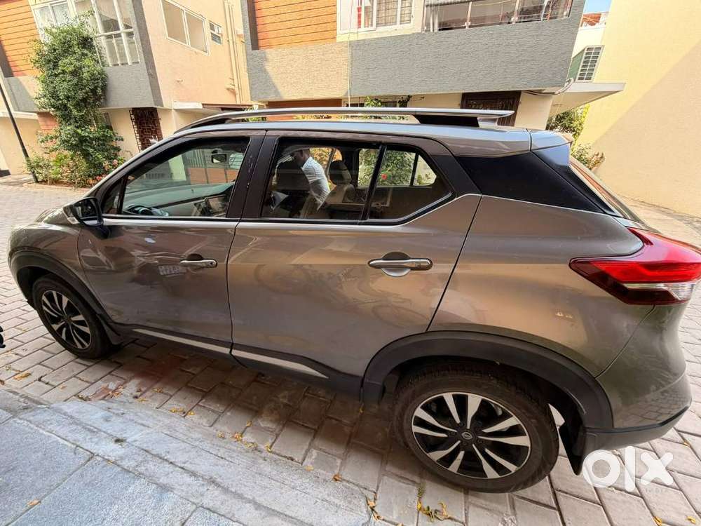 Nissan Kicks Petrol 2021
