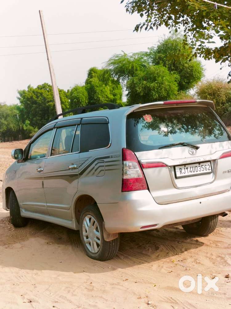 Toyota Innova 2014 Diesel Car