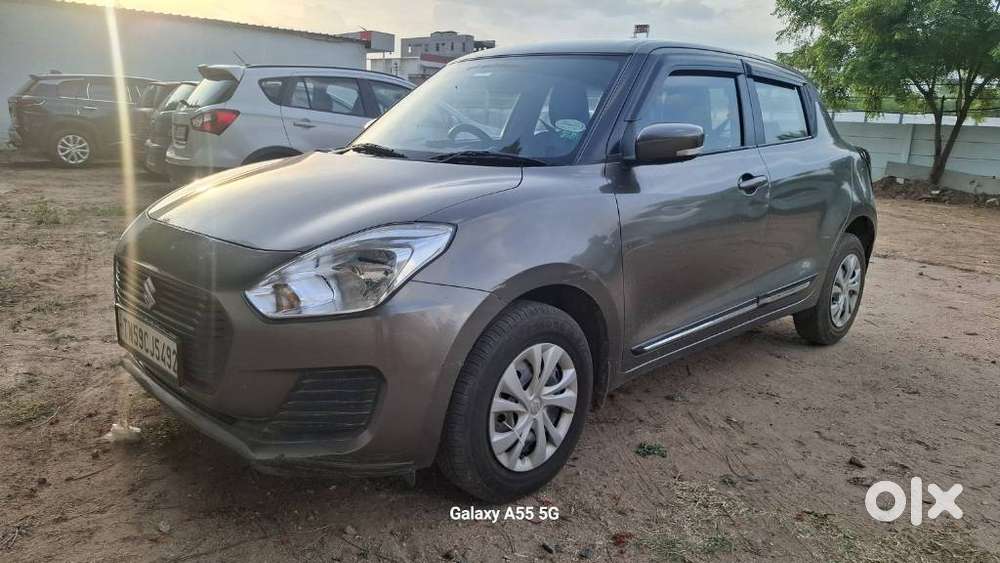 Maruti Suzuki Swift Vxi + Manual, 2021, Petrol