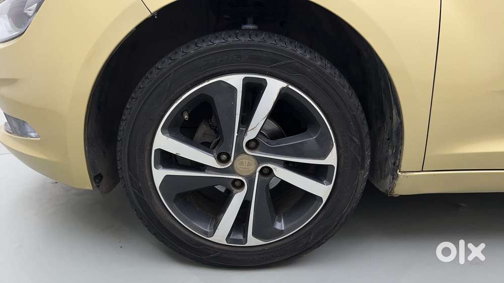 Tata Altroz Xz, 2020, Petrol